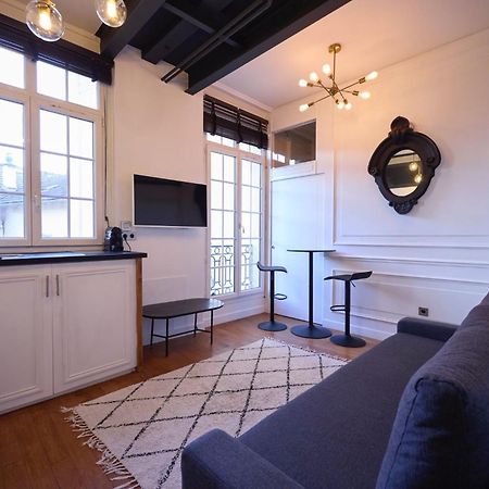 Un Studio Cosy Au Coeur De Paris 17 Batignolles , Monceau Экстерьер фото