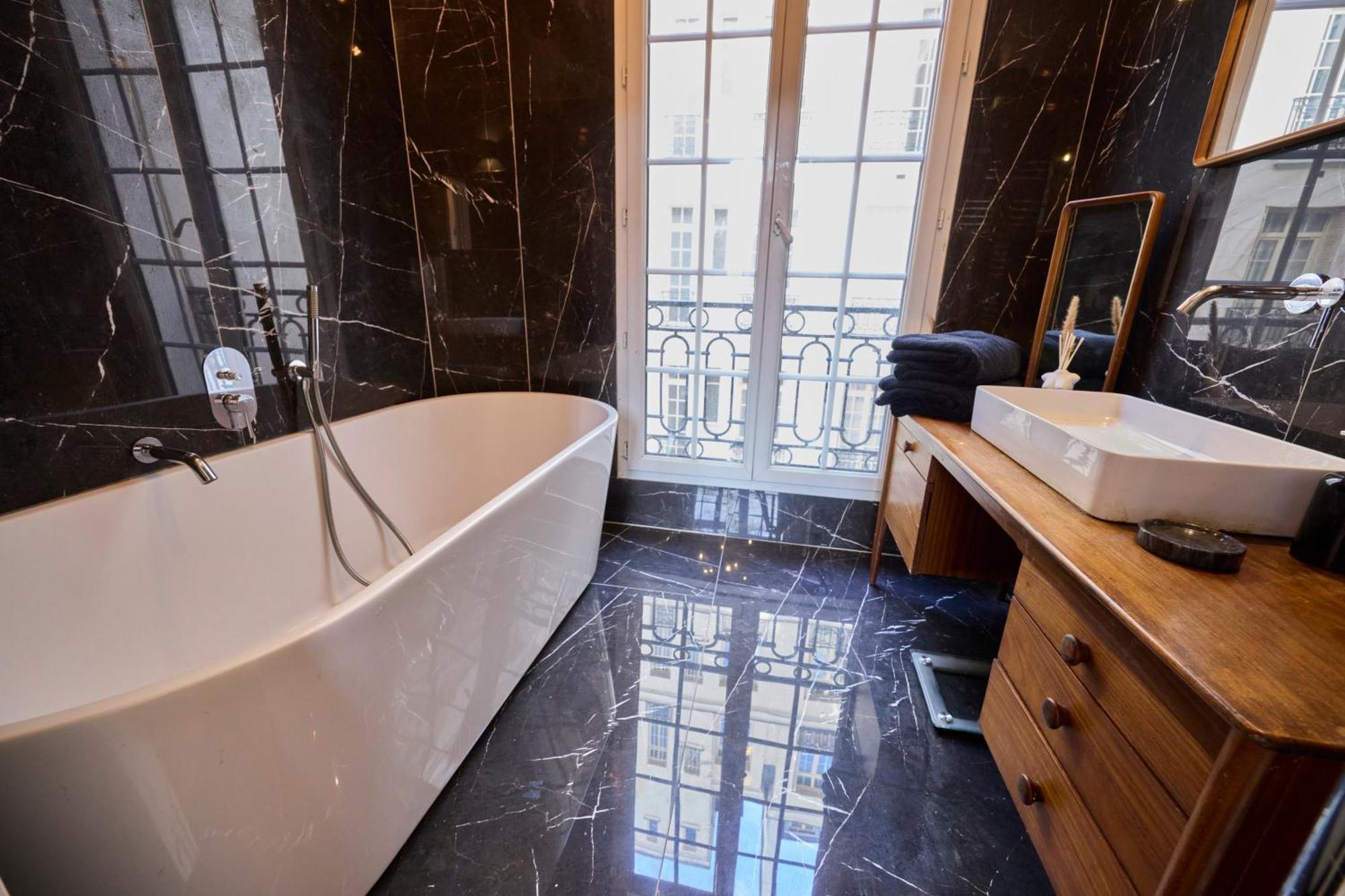 Un Studio Cosy Au Coeur De Paris 17 Batignolles , Monceau Экстерьер фото