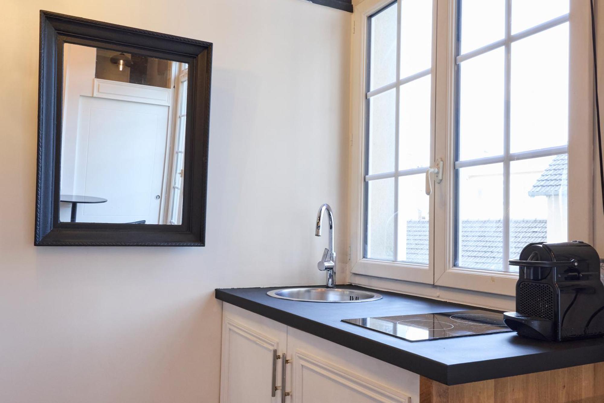 Un Studio Cosy Au Coeur De Paris 17 Batignolles , Monceau Экстерьер фото
